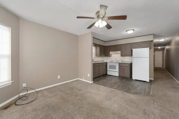 1323 S Main St, Wichita, KS 67213
