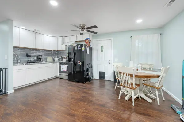 4210 E Menlo Dr, Wichita, KS 67218