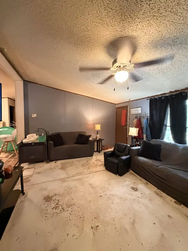 131 W Daniel, Haysville, KS 67060