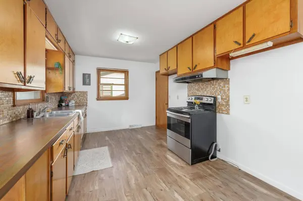 1921 E Scott Ave, Wichita, KS 67216