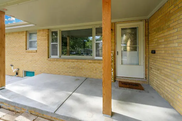 1921 E Scott Ave, Wichita, KS 67216