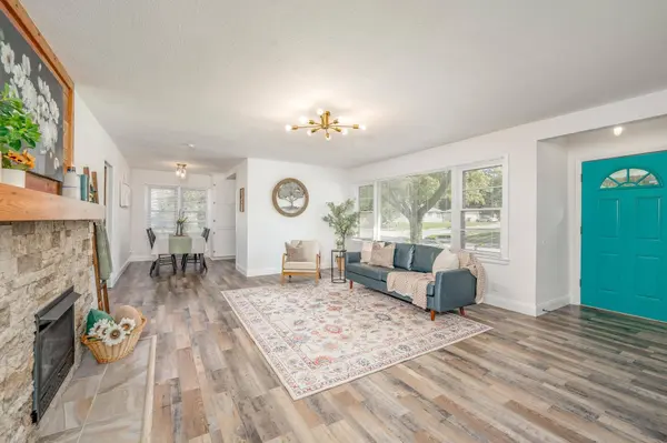 521 N Battin Ave., Wichita, KS 67208