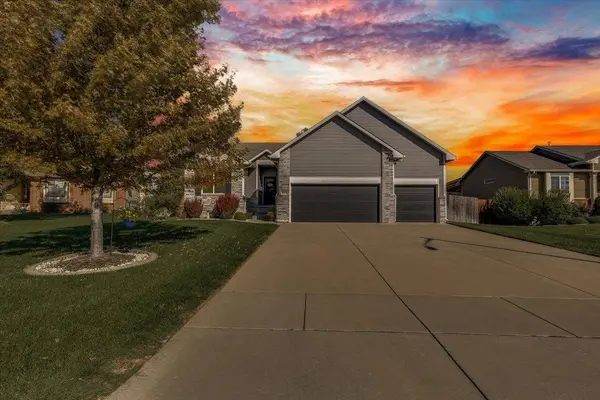 3213 S Bluelake Ct
