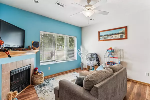 8601 Westown Parkway #14108, West Des Moines, IA 50266