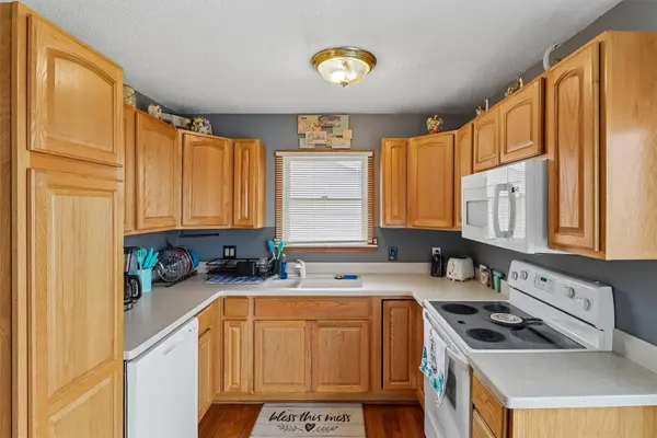 98 Snyder Street SE, Bondurant, IA 50035