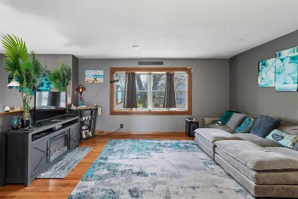 98 Snyder Street SE, Bondurant, IA 50035