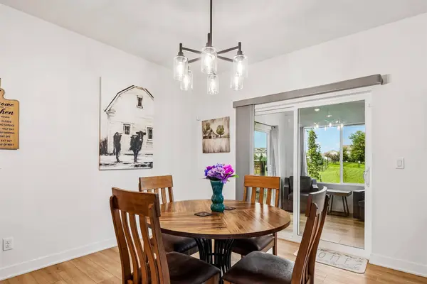 1005 Gray Avenue, Waukee, IA 50263