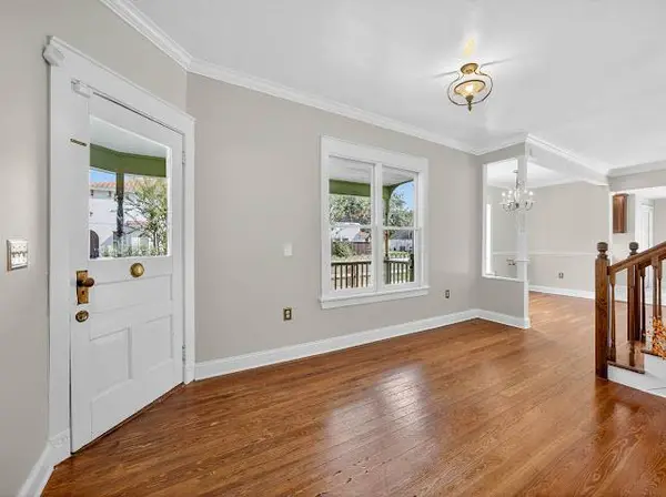 601 S Palmetto Ave, Sanford, FL 32771-1929