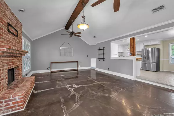 2310 Encino Crossing, San Antonio, TX 78259