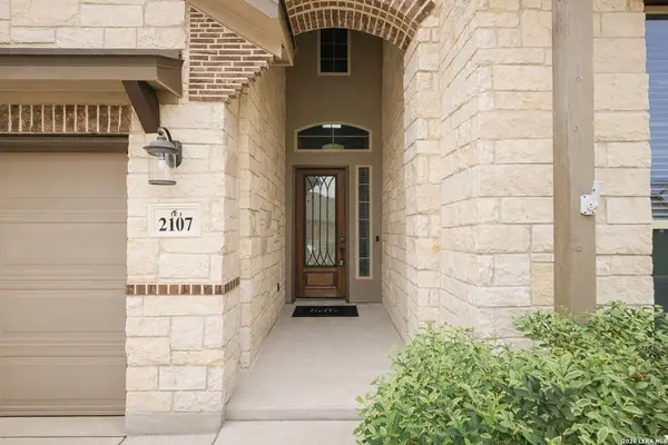 2107 Cullum Park, San Antonio, TX 78253