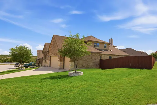 24511 Merlot Way, San Antonio, TX 78260-2625