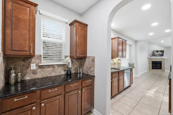 23707 Misty Peak, San Antonio, TX 78258