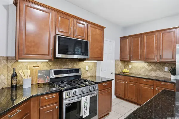 23707 Misty Peak, San Antonio, TX 78258