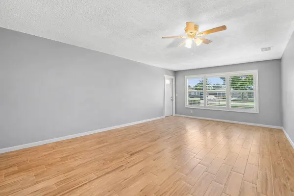 7376 W Oakridge CIR #C, Lake Worth, FL 33462