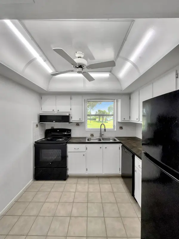 5263 Cresthaven BLVD #A, West Palm Beach, FL 33415