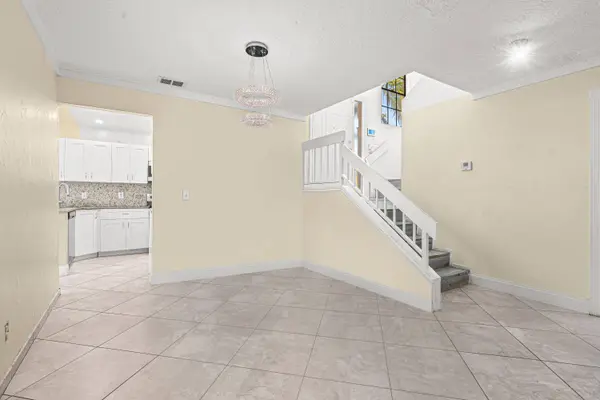 4134 NW 2nd LN, Delray Beach, FL 33445