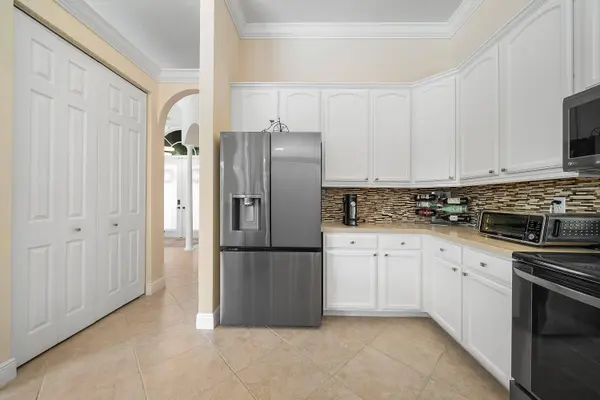 198 Cypress TRCE, Royal Palm Beach, FL 33411