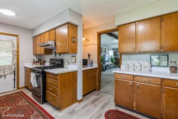 906 Grove Street, Adel, IA 50003