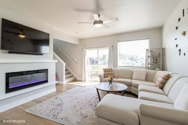 5102 155th Street, Urbandale, IA 50323