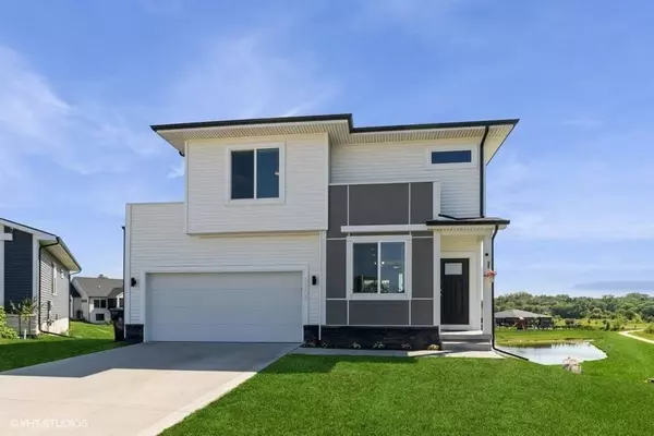 5102 155th Street, Urbandale, IA 50323