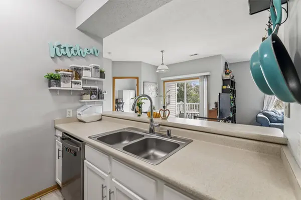 8601 Westown Parkway #16204, West Des Moines, IA 50266