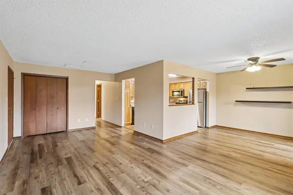 4733 Woodland Avenue #2, West Des Moines, IA 50266