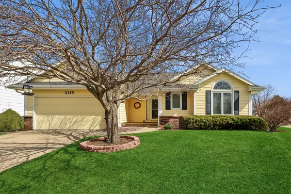 2119 NW 147th Street, Clive, IA 50325