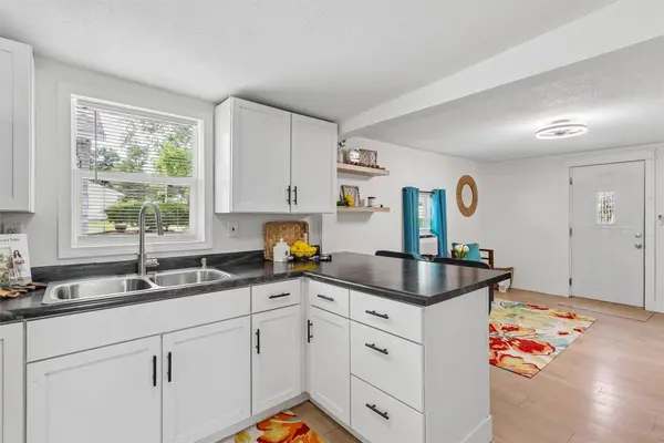 1214 Herold Avenue, Des Moines, IA 50315