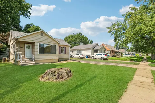 1444 55th Street, Des Moines, IA 50311
