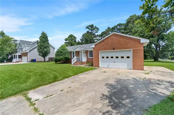 4876 Nansemond PW, Suffolk, VA 23435