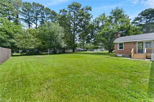 4876 Nansemond PW, Suffolk, VA 23435