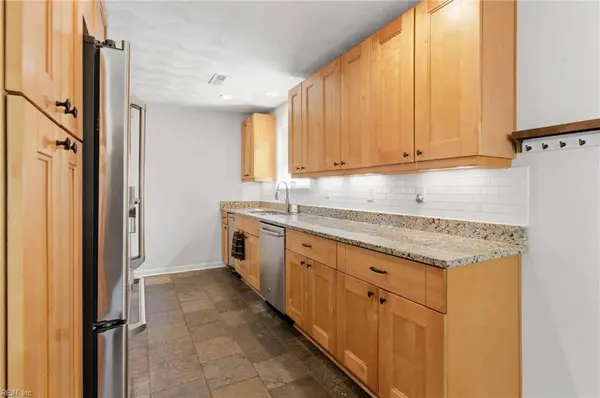 5609 Anthony RD, Virginia Beach, VA 23455