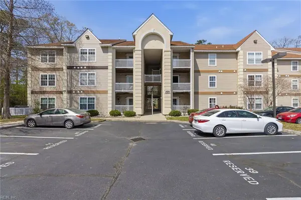 412 Egret LNDG #303, Virginia Beach, VA 23454