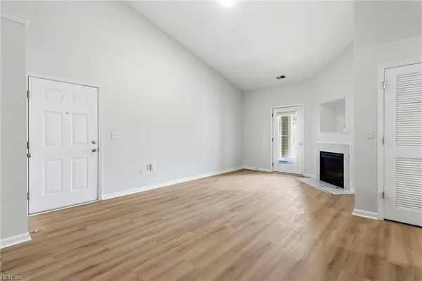 412 Egret LNDG #303, Virginia Beach, VA 23454