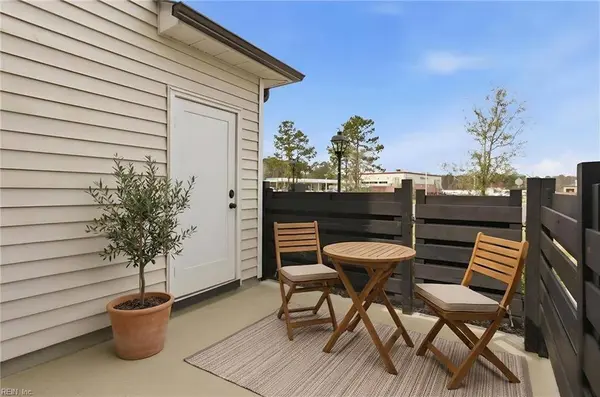 909 Kathy Ann WAY W, Carrollton, VA 23314