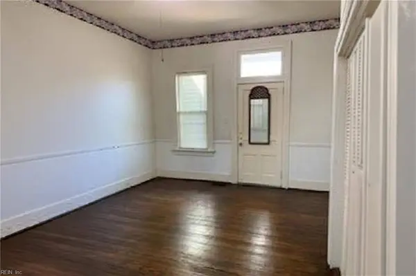 320 London ST, Portsmouth, VA 23704