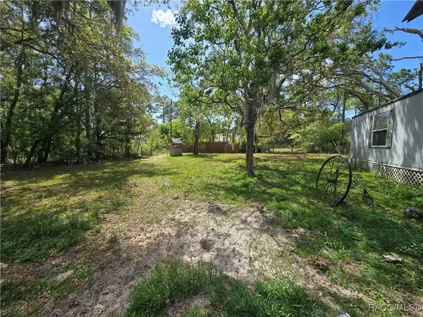 6419 W Oaklawn ST, Homosassa, FL 34446