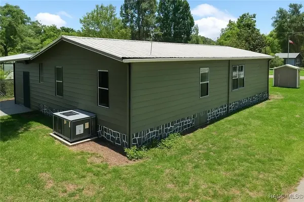 3282 SE 132nd PL, Belleview, FL 34420