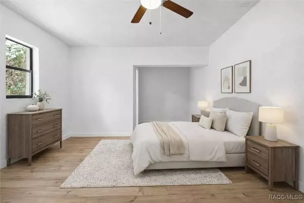 20473 W McKinney AVE, Dunnellon, FL 34431