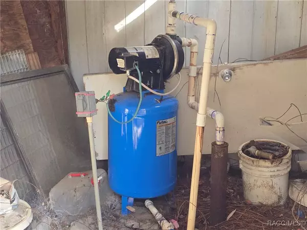 4610 N Ellen PT, Crystal River, FL 34428