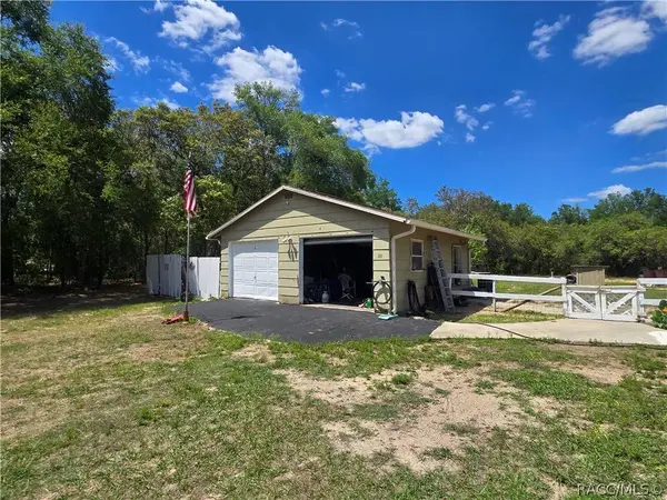 1099 E La Salle ST, Hernando, FL 34442