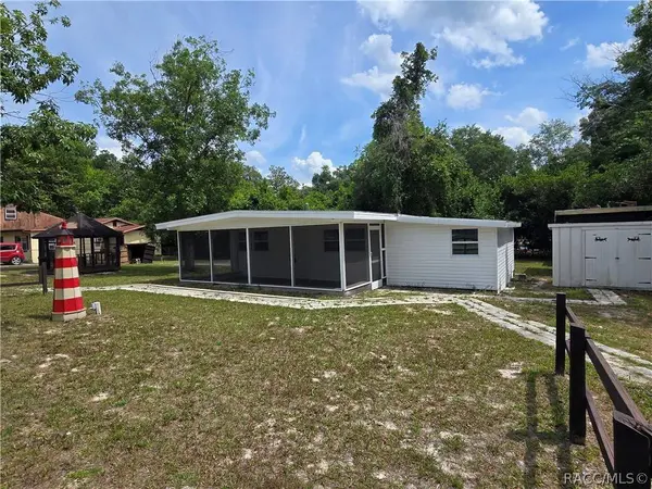 10566 E Rabbit LN, Floral City, FL 34436
