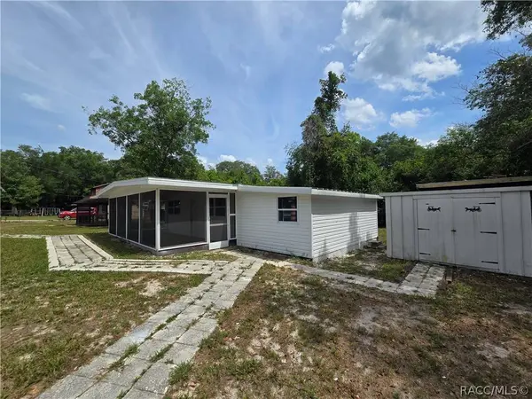 10566 E Rabbit LN, Floral City, FL 34436