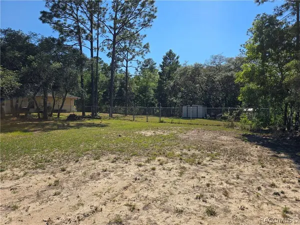 7648 N Galt PT, Citrus Springs, FL 34434