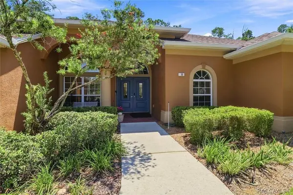 16 Cactus ST, Homosassa, FL 34446