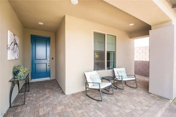 9973 Chrysolite PL, Las Vegas, NV 89143