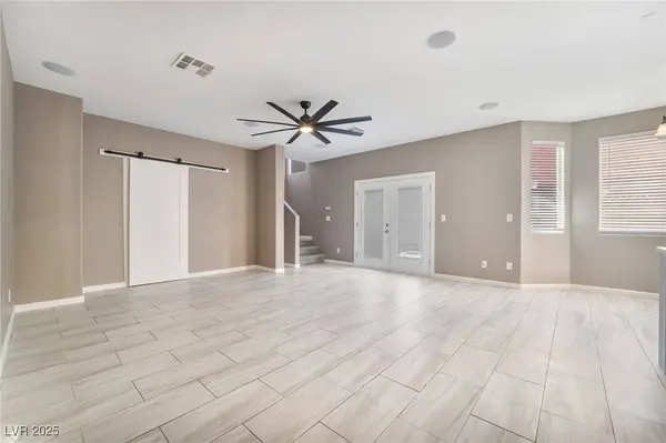 5399 Raccoon Valley LN, Las Vegas, NV 89122