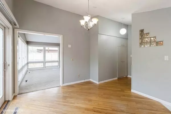 7205 Washington Avenue, Windsor Heights, IA 50324