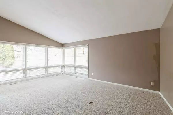 7205 Washington Avenue, Windsor Heights, IA 50324