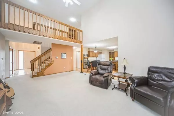 7500 Plum Drive, Urbandale, IA 50322